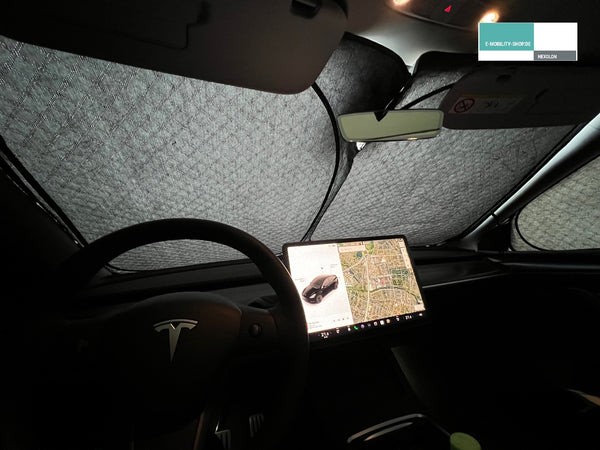 Tesla Model Y Premium Privacy Shields - Innenansicht, E-Mobility Shop