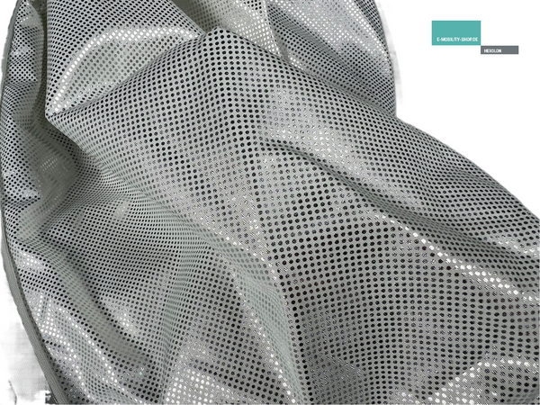 Tesla Model Y Sonnenschutz-Element - Zweigeteiltes Sonnenschutz-Element