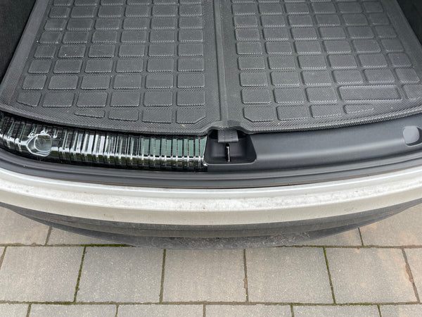 Tesla Model Y Kofferraum Ladekantenschutz Alu schwarz