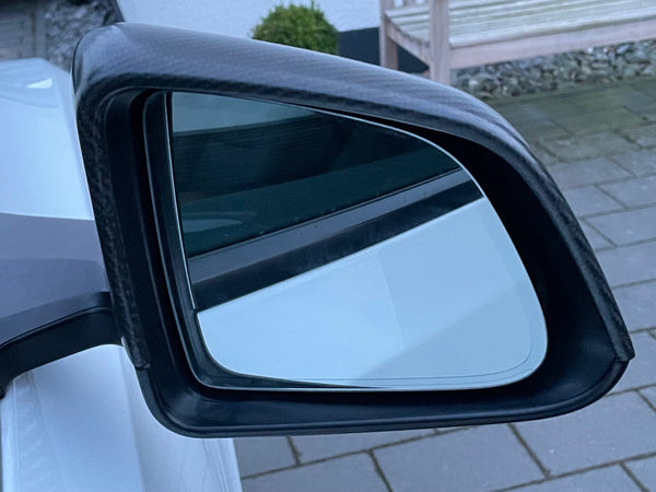 Tesla Model Y Echt Carbon Spiegelabdeckungen - matt