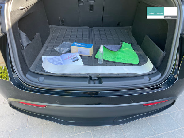 Tesla Model Y Schutzfolie für die Ladekante - Ladekantenschutzfolie Komplett-Set