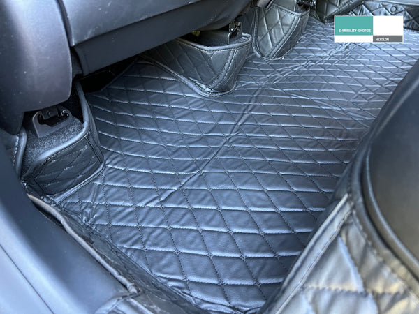 Tesla Model Y Fußmatten-Set - Veganes Leder - 3-teiliges Set